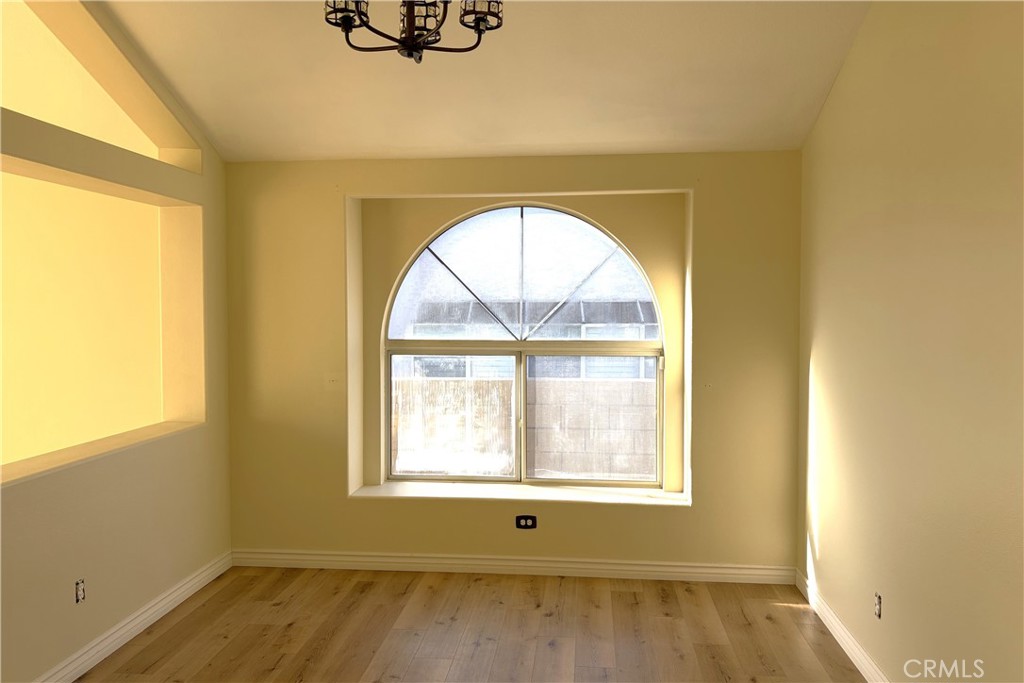 3834 North Silver Tree Court Rialto, CA 92377 - Photo 6 of 27 Dining Room