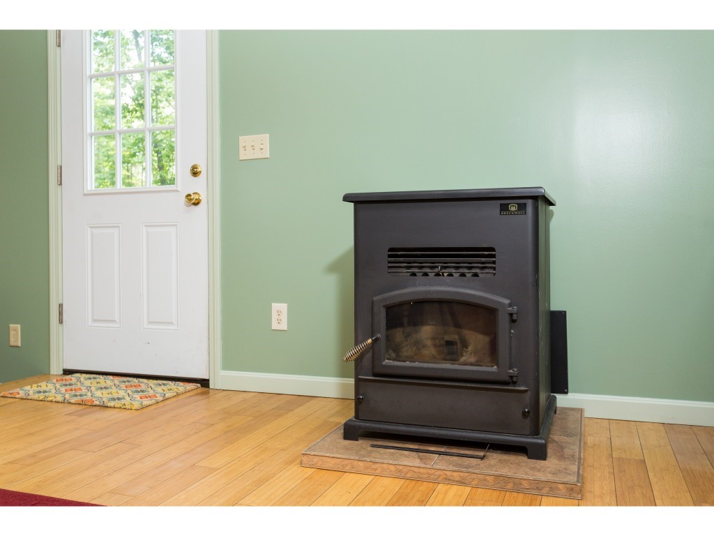 65 Ford Farm Road Milton, NH 03851 - Photo 22 of 34 Gallery Image 22
