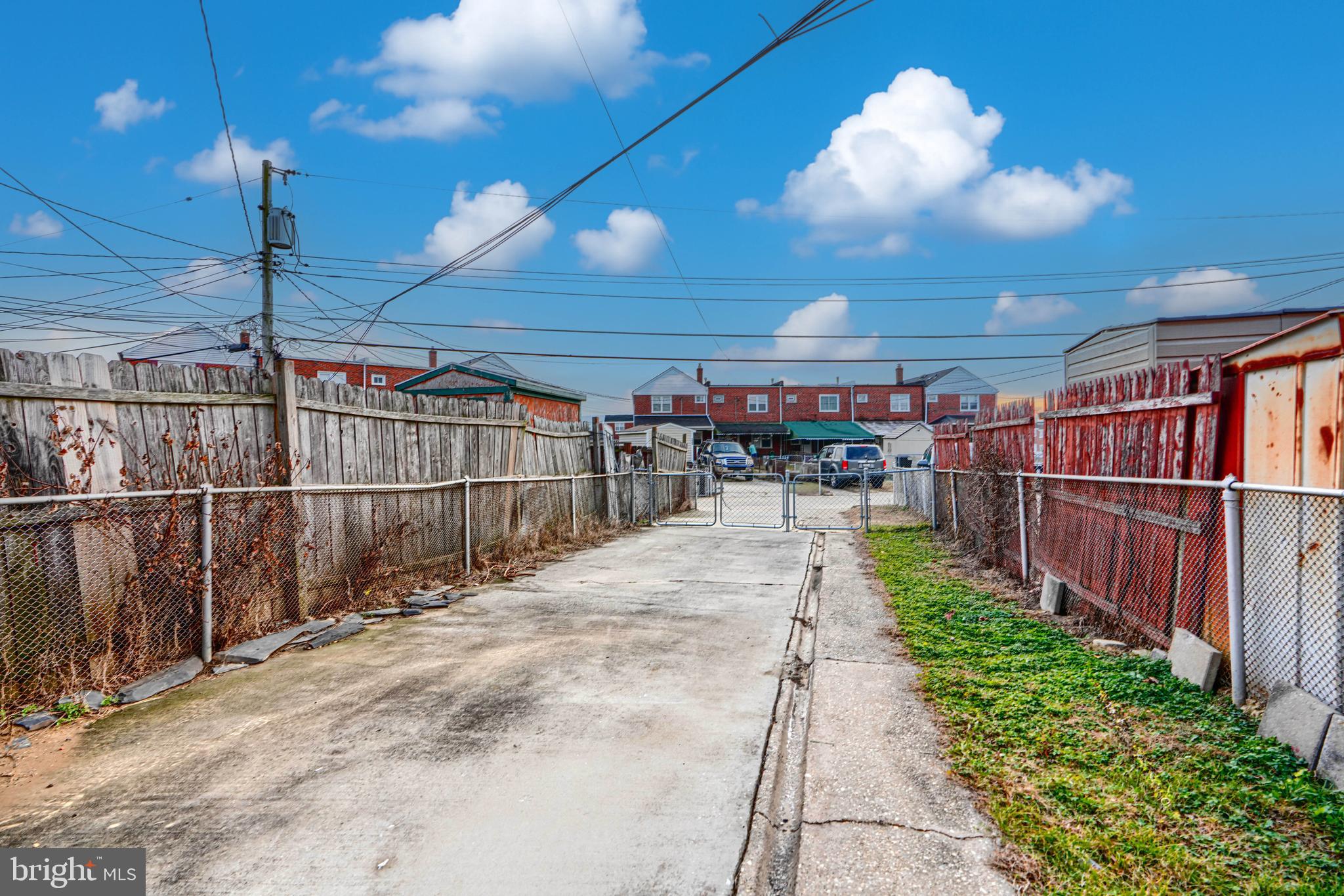 7807 Rockbourne Road Dundalk, MD 21222 - Photo 30 of 31 a view of a basket ball court