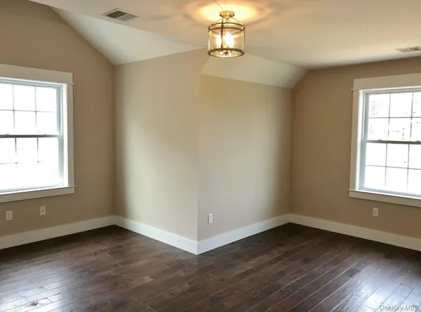 $699,900 | 18 Sunset Lane, New Hampton, NY 10958