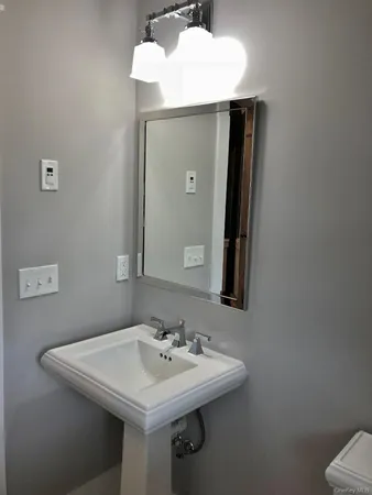 $699,900 | 18 Sunset Lane, New Hampton, NY 10958