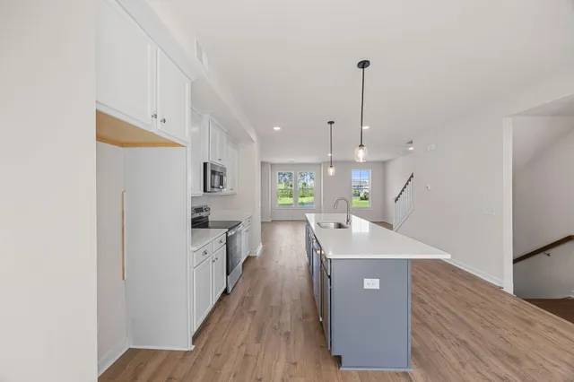 $2,900 | 548 Scholar Way, Summerville, SC 29486