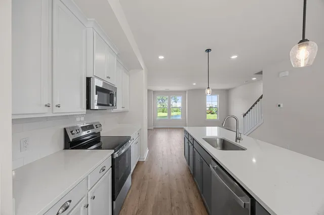 $2,900 | 548 Scholar Way, Summerville, SC 29486