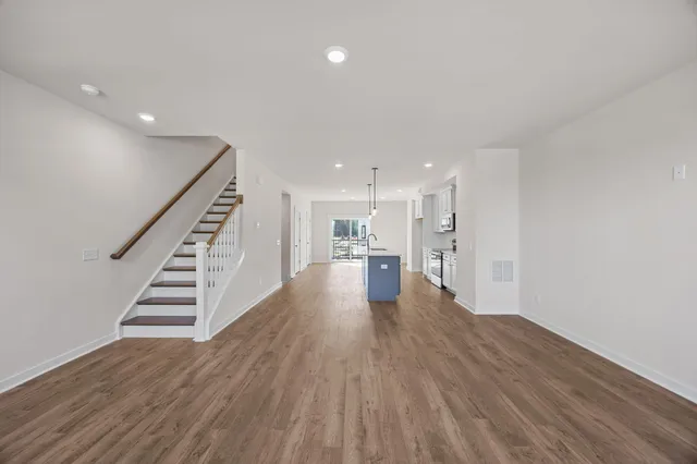 $2,900 | 548 Scholar Way, Summerville, SC 29486