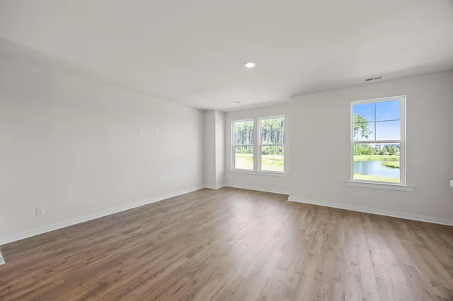 $2,900 | 548 Scholar Way, Summerville, SC 29486