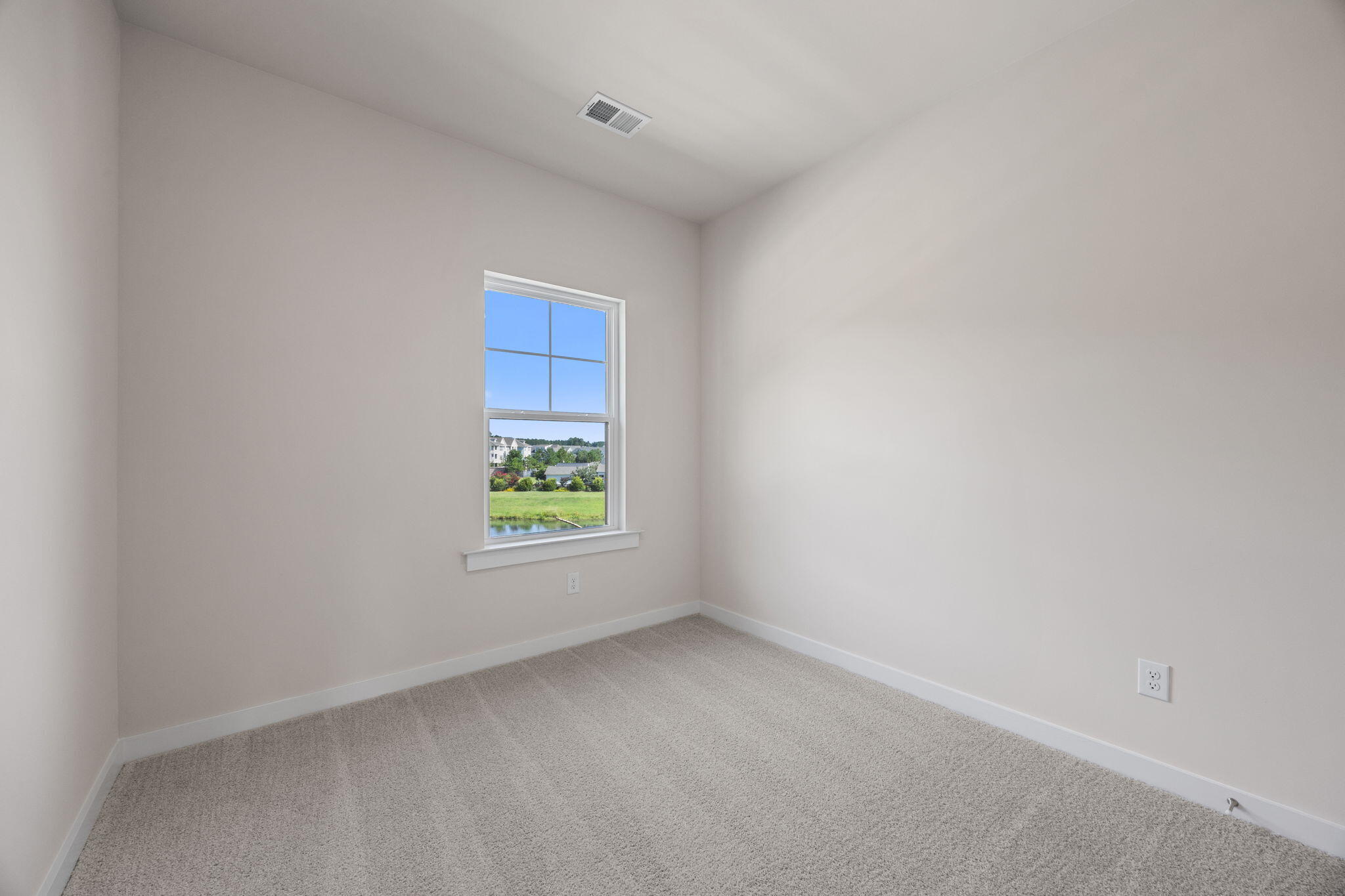 548 Scholar Way Summerville, SC 29486 - Photo 27 of 34 Bedroom