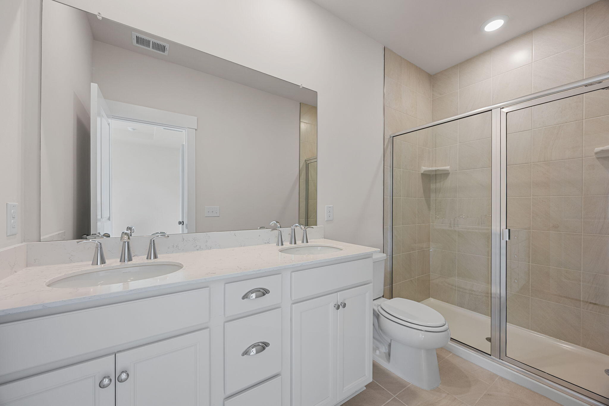 548 Scholar Way Summerville, SC 29486 - Photo 31 of 34 Bathroom