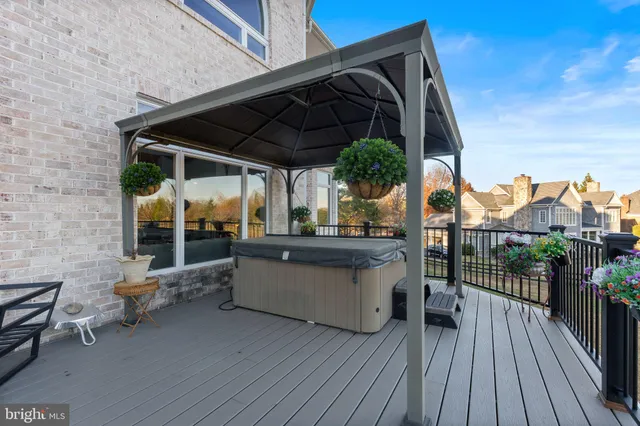 $2,695,000 | 627 Walker Road, Great Falls, VA 22066