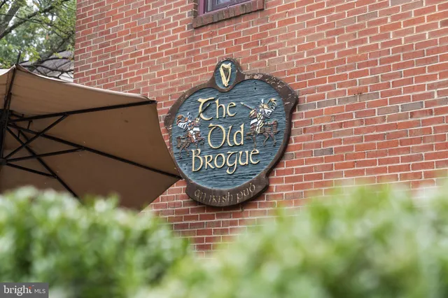 $2,695,000 | 627 Walker Road, Great Falls, VA 22066