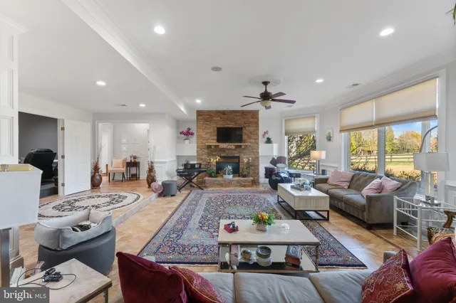 $2,695,000 | 627 Walker Road, Great Falls, VA 22066