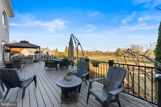 $2,695,000 | 627 Walker Road, Great Falls, VA 22066
