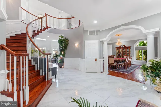 $2,695,000 | 627 Walker Road, Great Falls, VA 22066