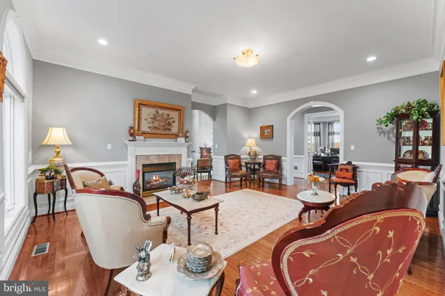 $2,695,000 | 627 Walker Road, Great Falls, VA 22066