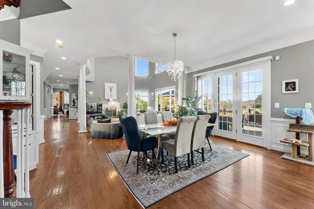 $2,695,000 | 627 Walker Road, Great Falls, VA 22066