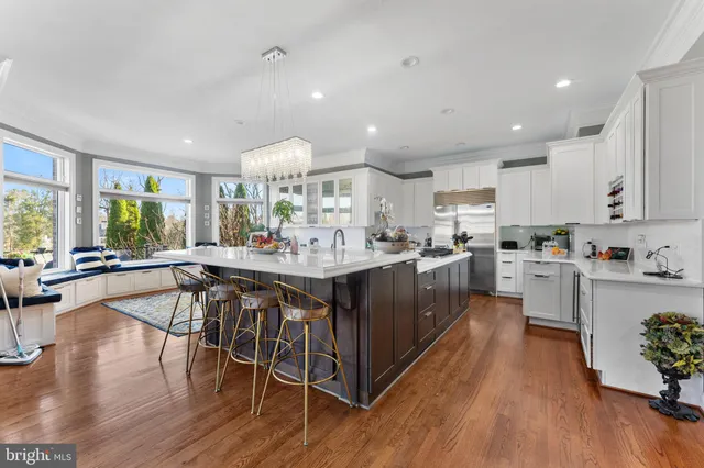 $2,695,000 | 627 Walker Road, Great Falls, VA 22066