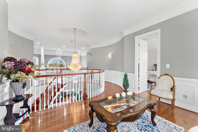 $2,695,000 | 627 Walker Road, Great Falls, VA 22066