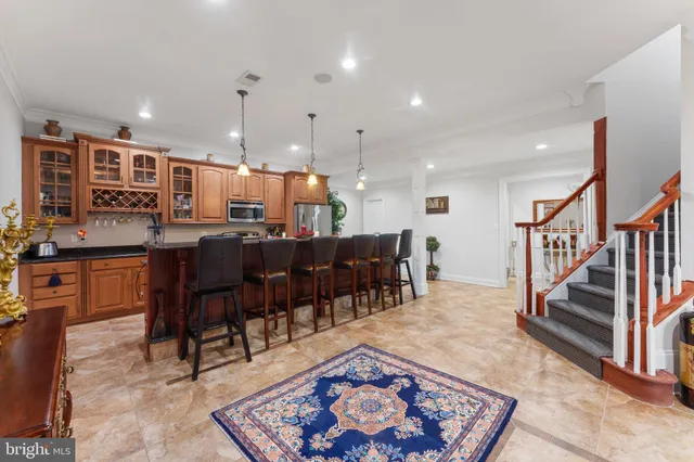 $2,695,000 | 627 Walker Road, Great Falls, VA 22066