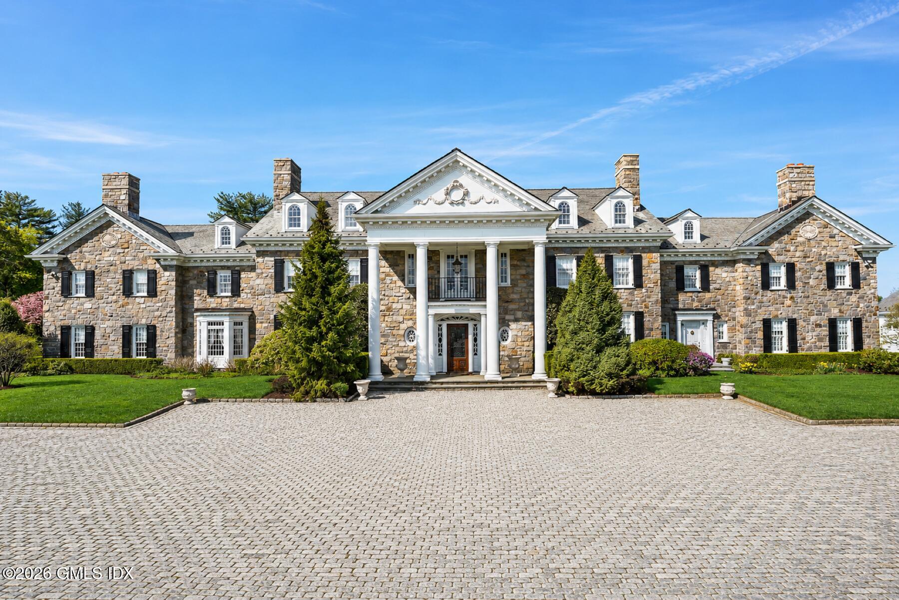 550 Round Hill Road Greenwich, CT 06831 - Photo 1 of 57 Primary Photo
