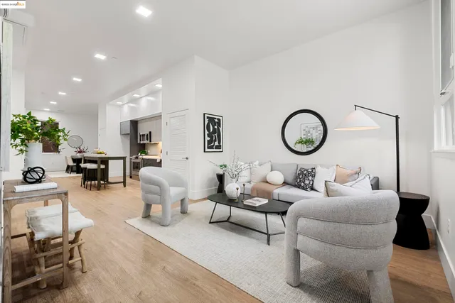 $539,900 | 1545 32nd Street, Unit 104, Oakland, CA 94608