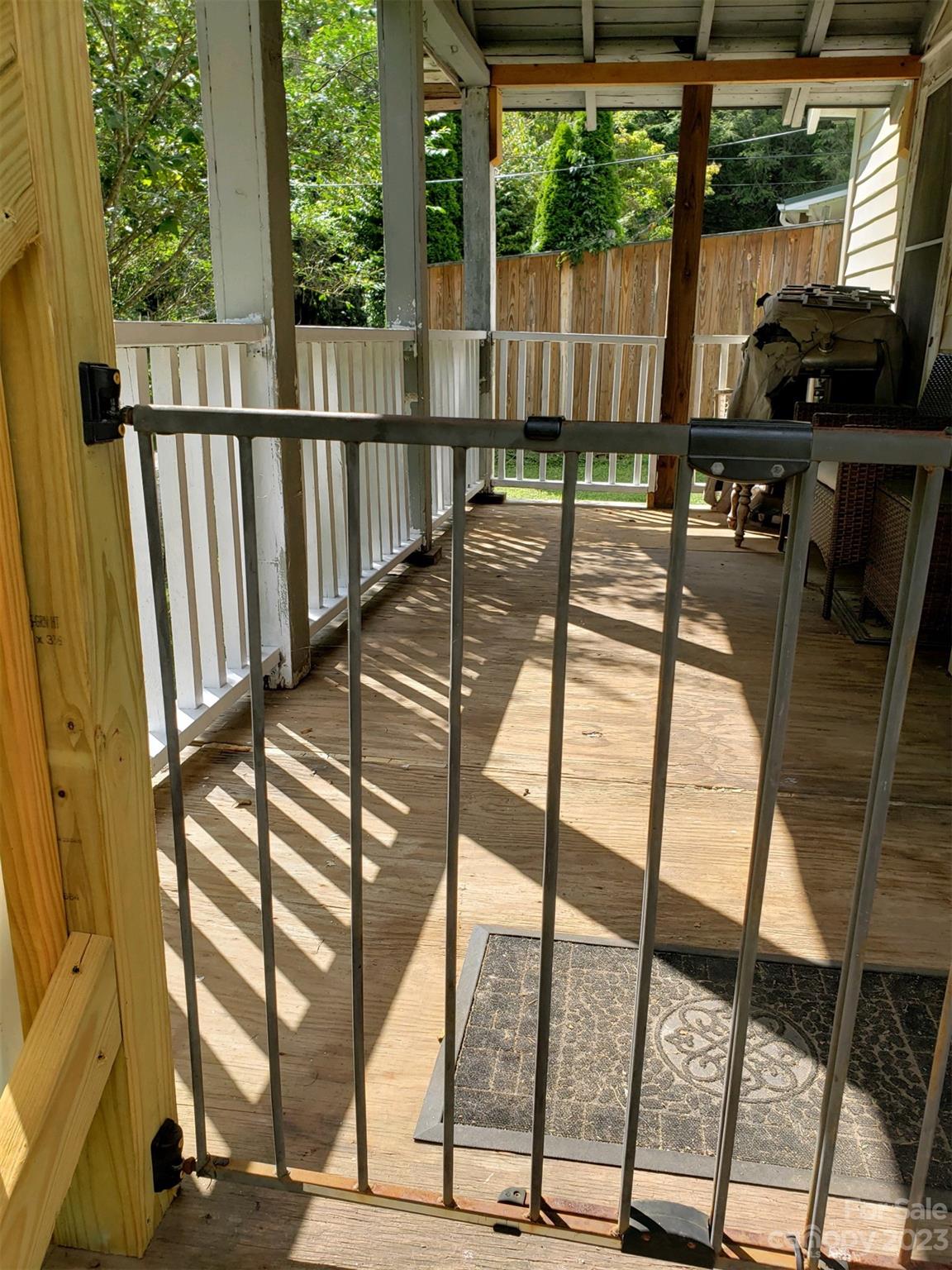 70 Hampton Road Brevard, NC 28712 - Photo 2 of 11 Gallery Image 2