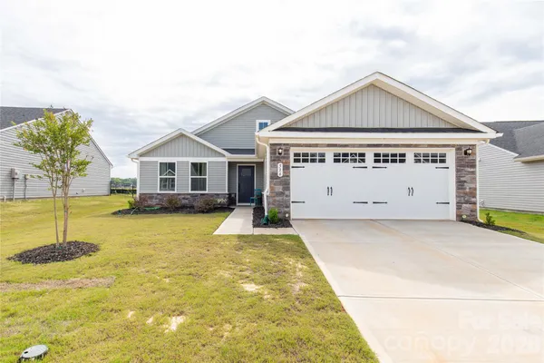 $330,000 | 536 Nesbe Street, Lancaster, SC 29720