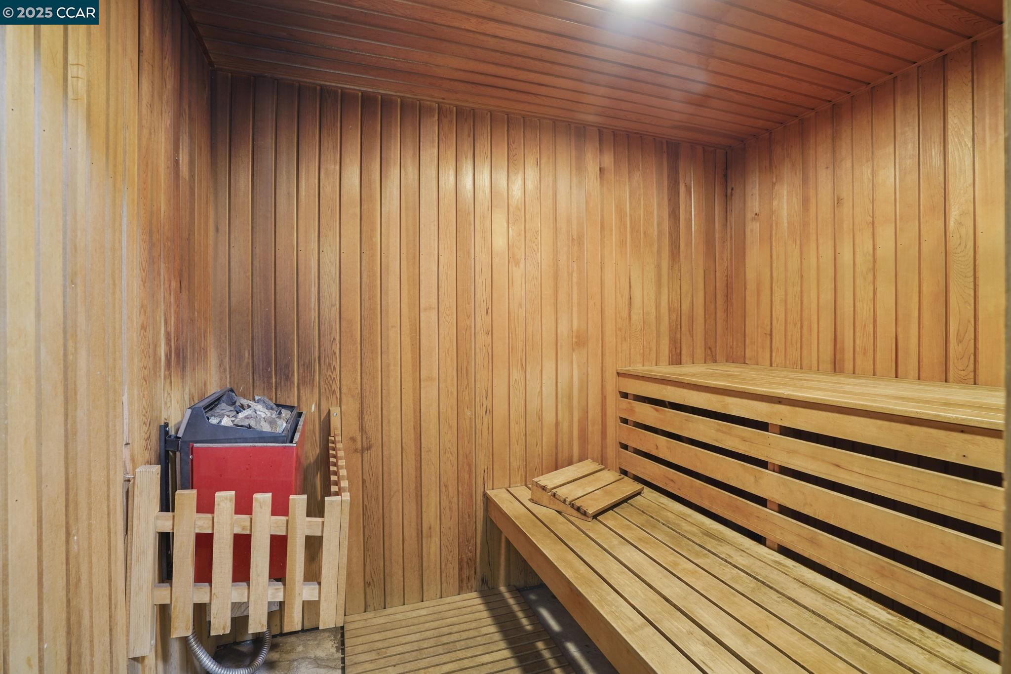 1411 Marchbanks Drive, Unit 2 Walnut Creek, CA 94598 - Photo 28 of 42