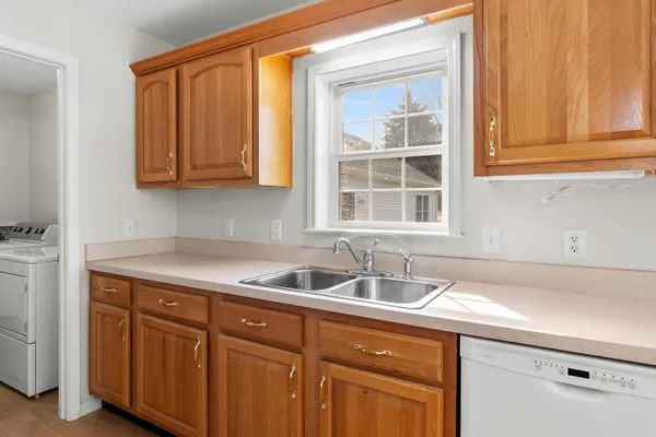 $225,000 | 1016 West Villas Drive, Vicksburg, MI 49097