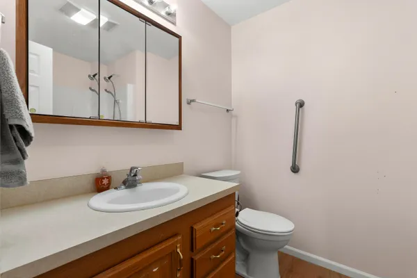 $225,000 | 1016 West Villas Drive, Vicksburg, MI 49097