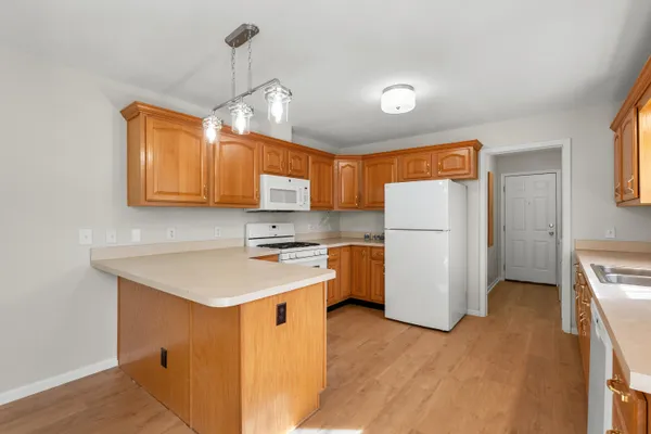 $225,000 | 1016 West Villas Drive, Vicksburg, MI 49097