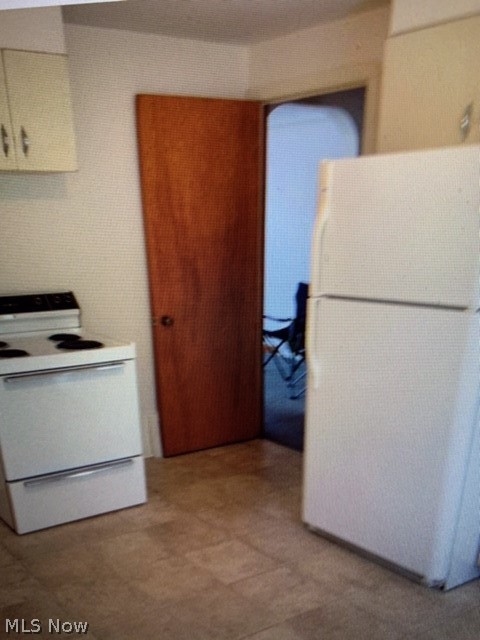 6109 Ridge Road Parma, OH 44129 - Photo 10 of 11