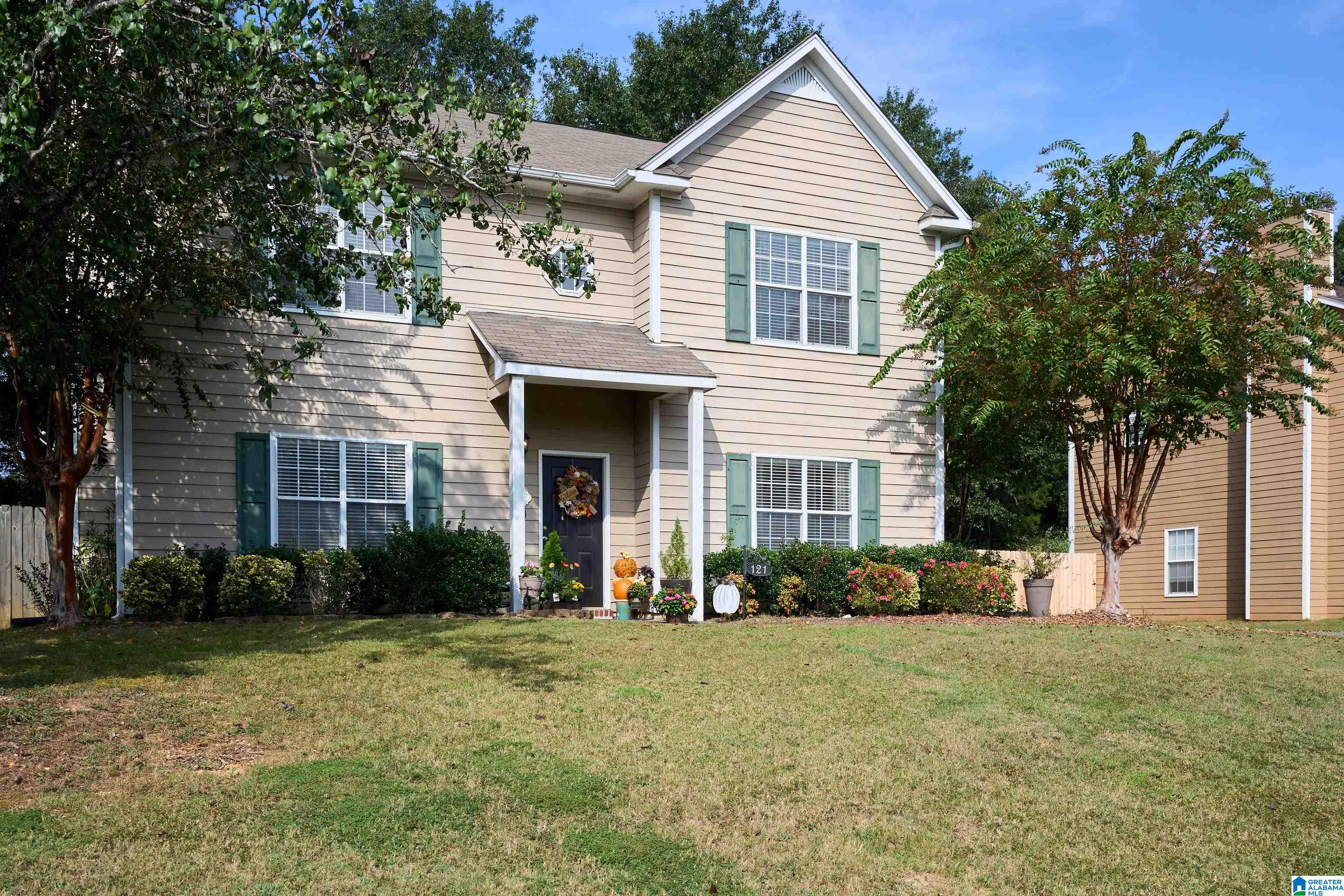 121 Blue Spring Place Alabaster, AL 35007 - Photo 2 of 63