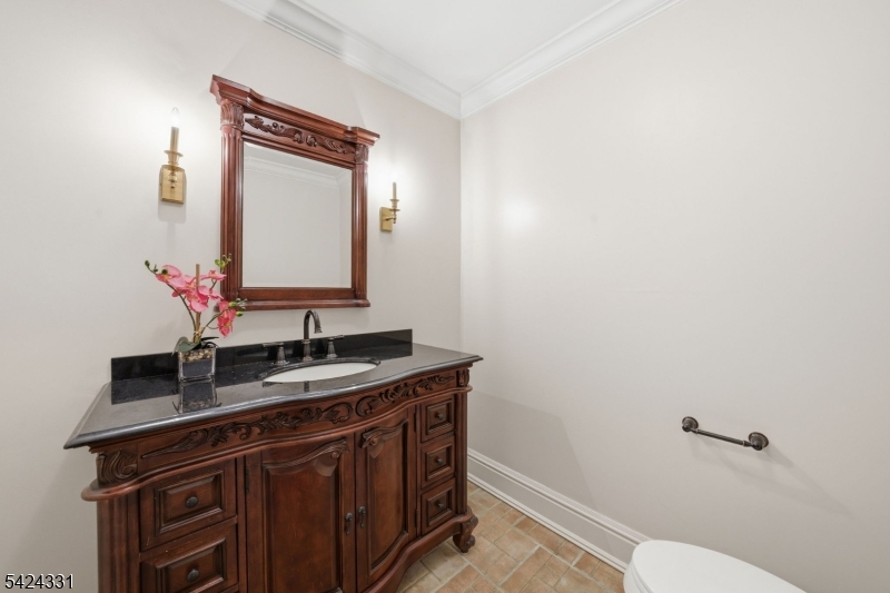 11 North Pocono Road Mountain Lakes, NJ 07046 - Photo 16 of 49