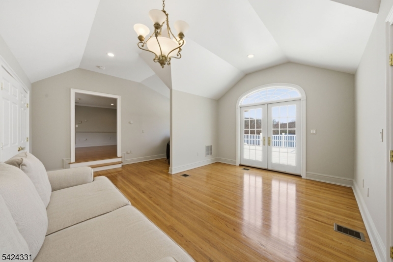 11 North Pocono Road Mountain Lakes, NJ 07046 - Photo 22 of 49
