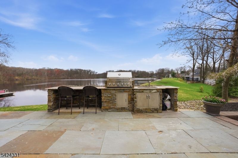 11 North Pocono Road Mountain Lakes, NJ 07046 - Photo 38 of 49