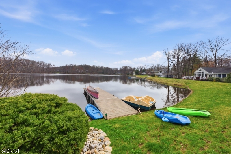 11 North Pocono Road Mountain Lakes, NJ 07046 - Photo 40 of 49
