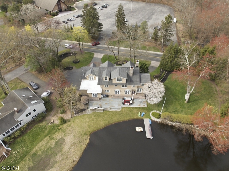 11 North Pocono Road Mountain Lakes, NJ 07046 - Photo 45 of 49