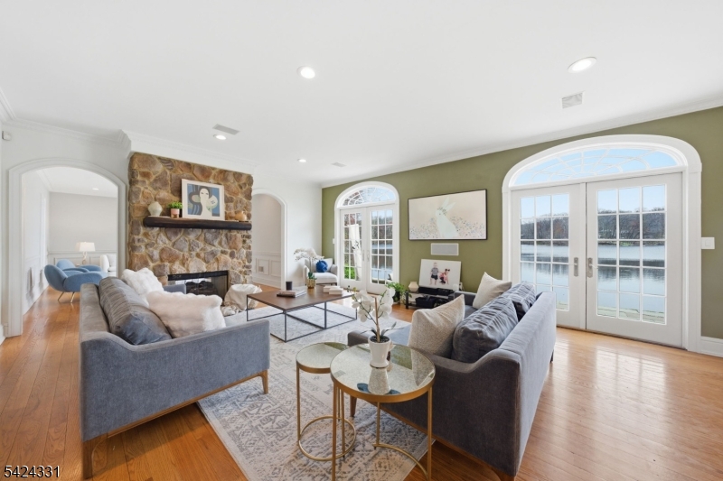 11 North Pocono Road Mountain Lakes, NJ 07046 - Photo 8 of 49