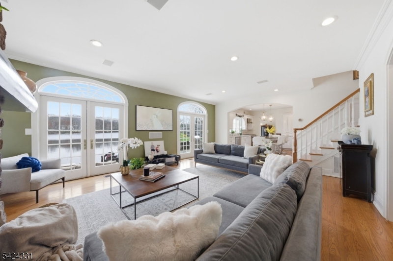 11 North Pocono Road Mountain Lakes, NJ 07046 - Photo 9 of 49