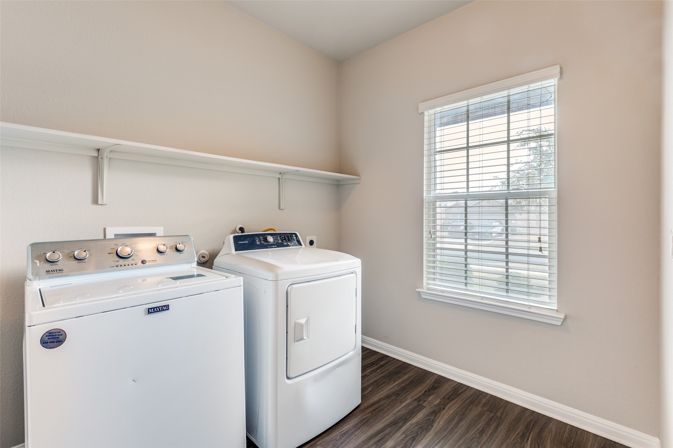 348 Shiner Lane Georgetown, TX 78626 - Photo 32 of 37 a utility room with dryer and washer
