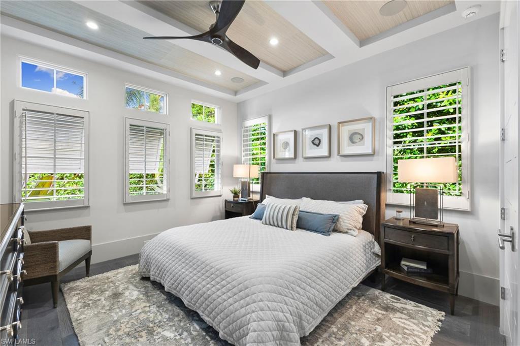 41 5th Street South Naples, FL 34102 - Photo 23 of 40 Gallery Image 23