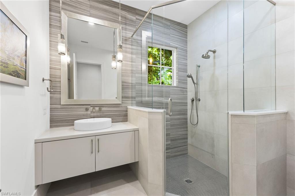 41 5th Street South Naples, FL 34102 - Photo 24 of 40 Gallery Image 24