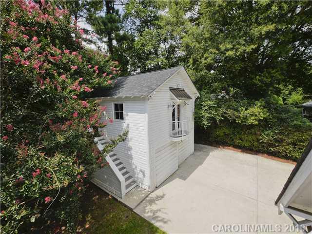 1822 South Wendover Road Charlotte, NC 28211 - Photo 14 of 16 Gallery Image 14