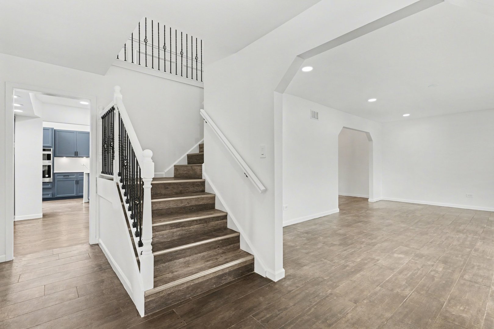 3002 North Maple Tree Lane Wadsworth, IL 60083 - Photo 12 of 30