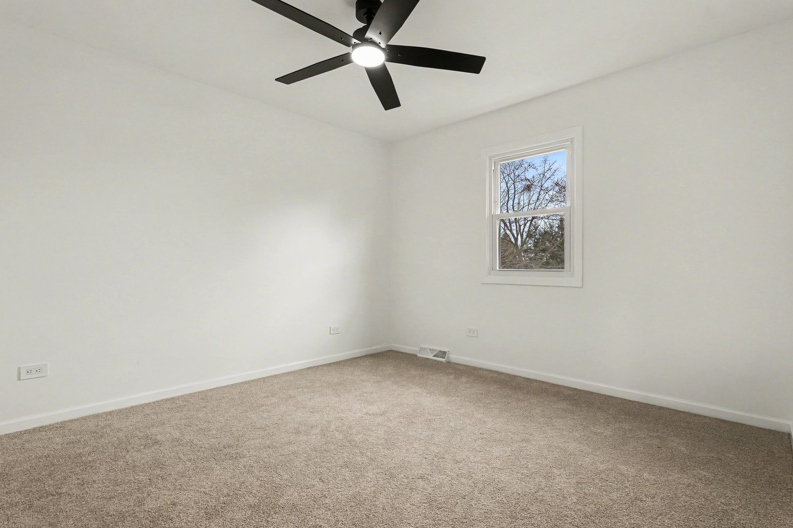 3002 North Maple Tree Lane Wadsworth, IL 60083 - Photo 15 of 30