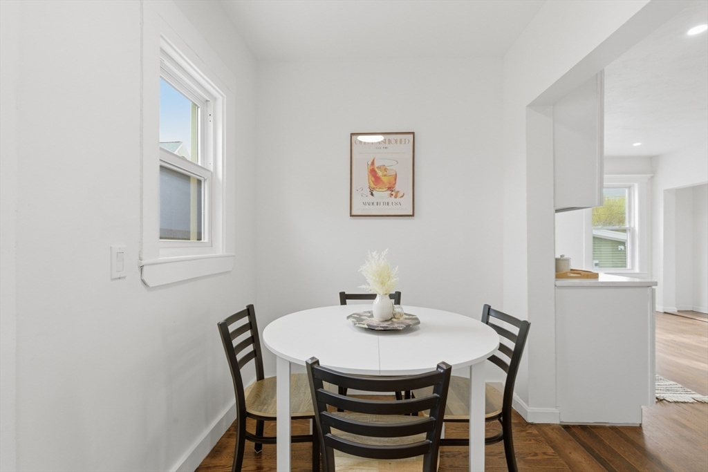 9 Robbins Street Waltham, MA 02453 - Photo 16 of 36