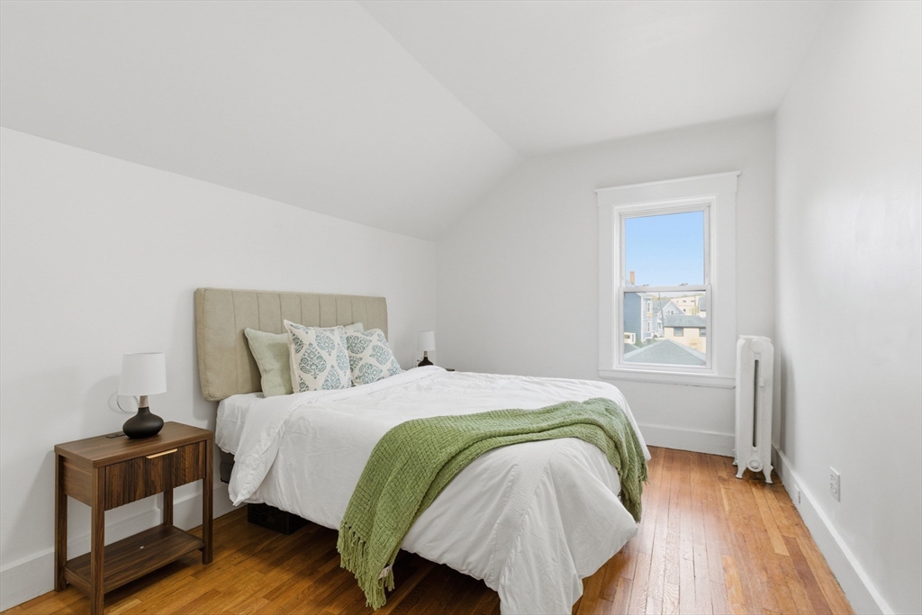 9 Robbins Street Waltham, MA 02453 - Photo 21 of 36