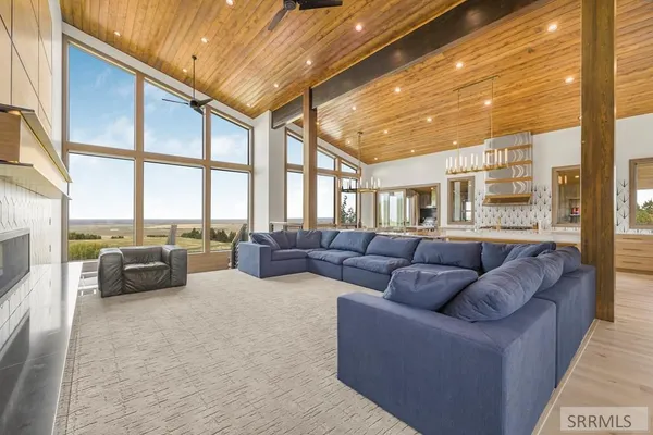 $1,795,000 | 10465 Bluebird Road, Rexburg, ID 83440