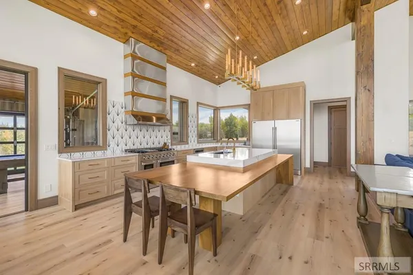 $1,795,000 | 10465 Bluebird Road, Rexburg, ID 83440