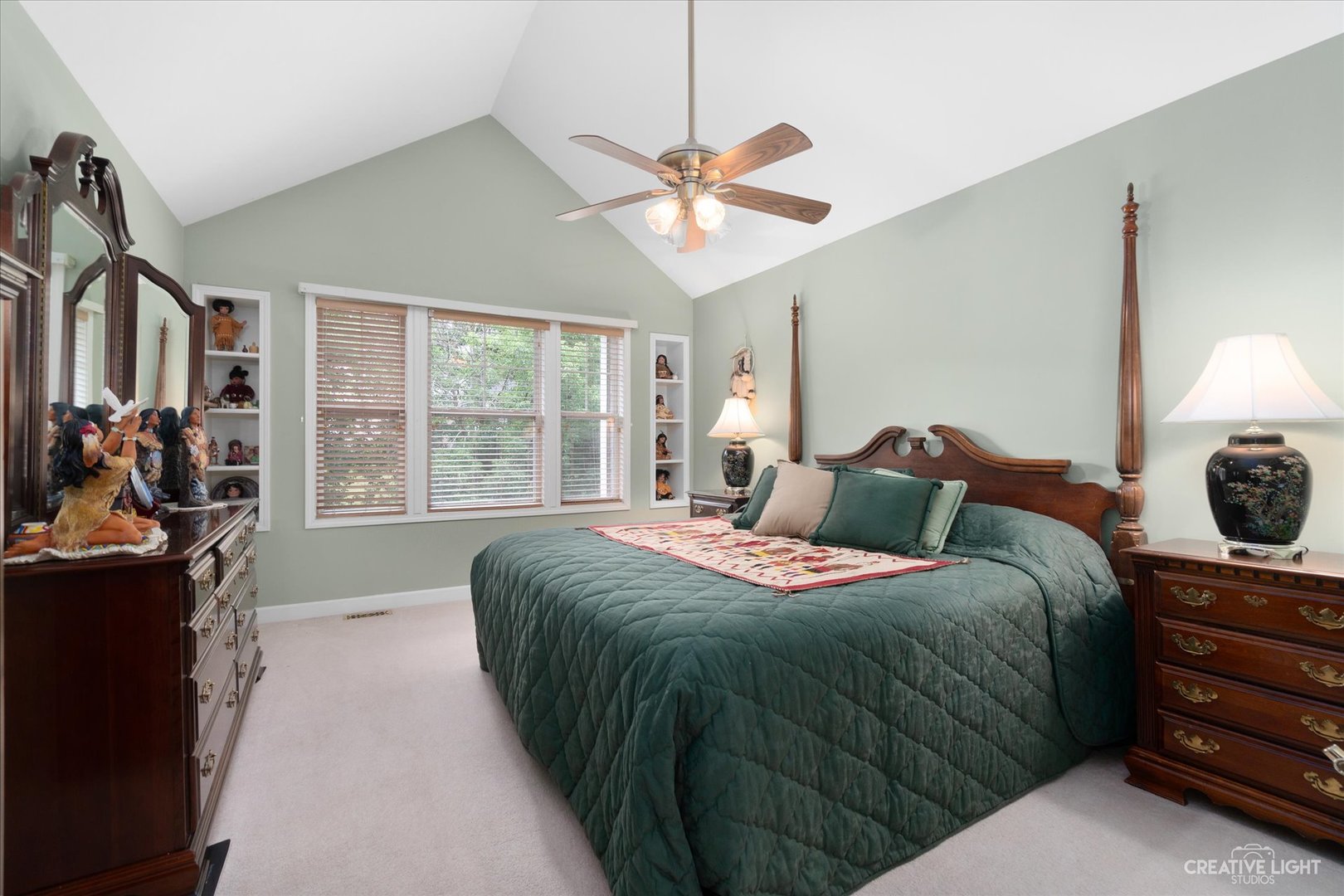 708 Viewpointe Drive St. Charles, IL 60174 - Photo 22 of 38 a bed sitting in a bedroom next to a window