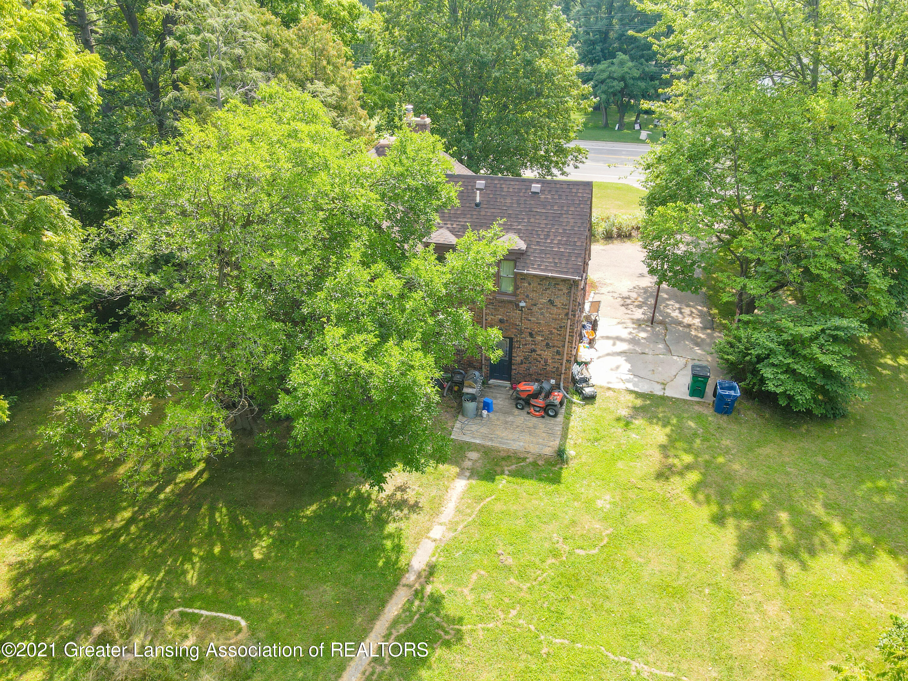 1502 South M 52 Perry, MI 48872 - Photo 38 of 39 1502_S_M52-40